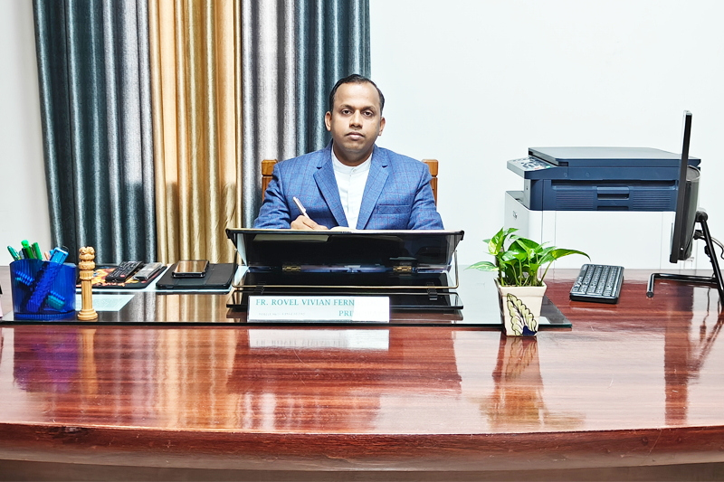Fr.Rovel Vivian Fernandes